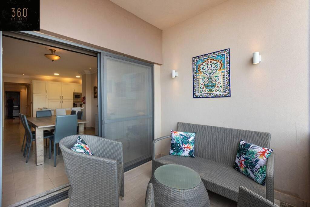One Of A Kind, Seafront Property In St Georges Bay By 360 Estates Saint Julian's Exterior foto