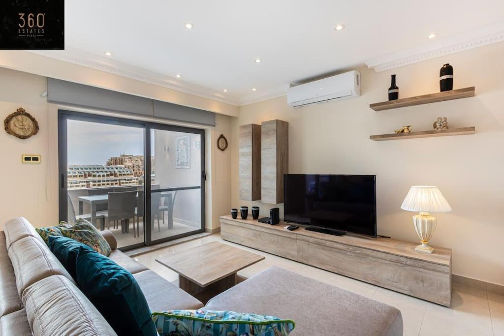 One Of A Kind, Seafront Property In St Georges Bay By 360 Estates Saint Julian's Exterior foto