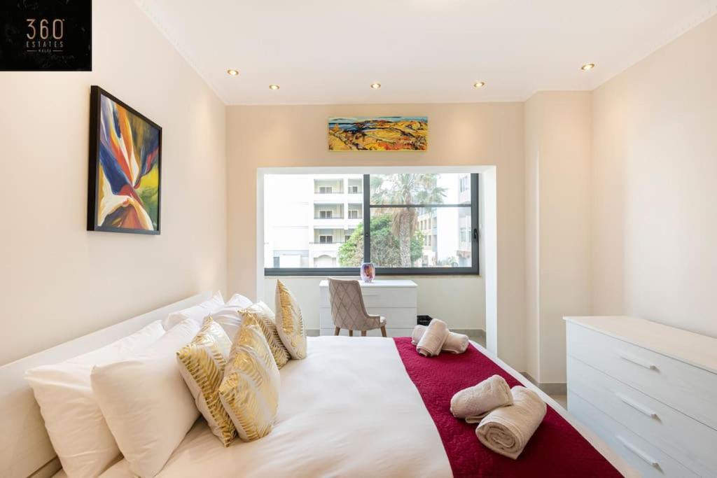 One Of A Kind, Seafront Property In St Georges Bay By 360 Estates Saint Julian's Exterior foto